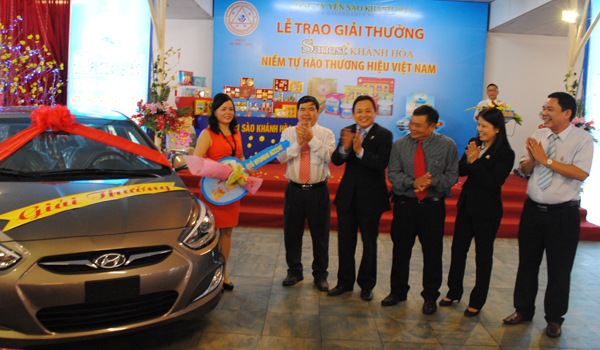 http://yensaokhanhhoa.com.vn/yensao/app/webroot/upload/images/TRAO%20GIAI%20NHAT%20XE%20HUYNDAI%20ACCENT.jpg